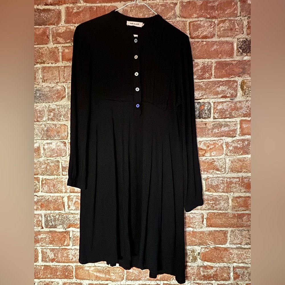 Indi and cold black dress